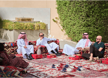 Saudi woman using Sama